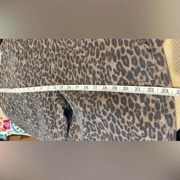 Leopard Print Women's Jumpsuit - Picture 9 of 11